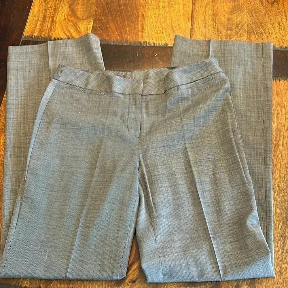 Classics entier wool mix pants. Quality and stylish.